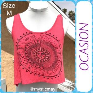 OCASION Studded Salmon Pink Sun Moon Face Crop Tank Top w Sharkbite Hem Size M